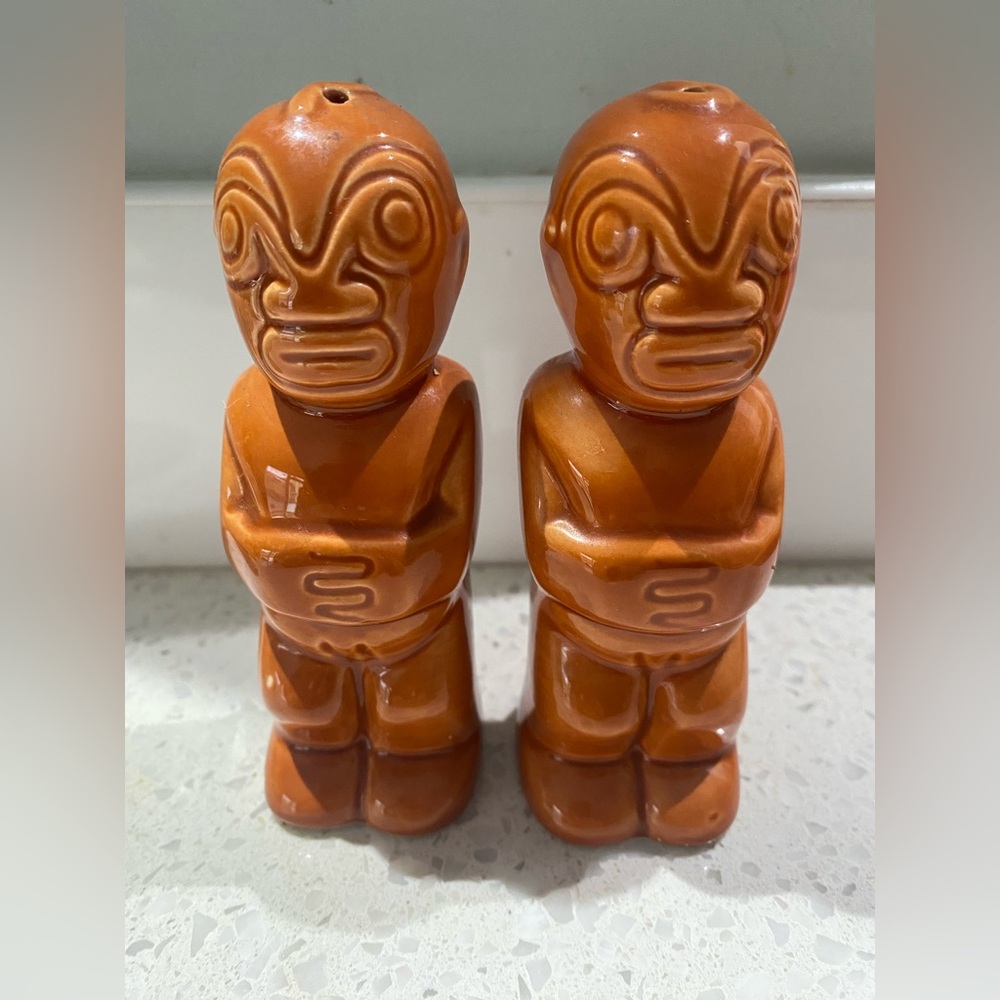 Trader Vic’s tiki salt & pepper shakers